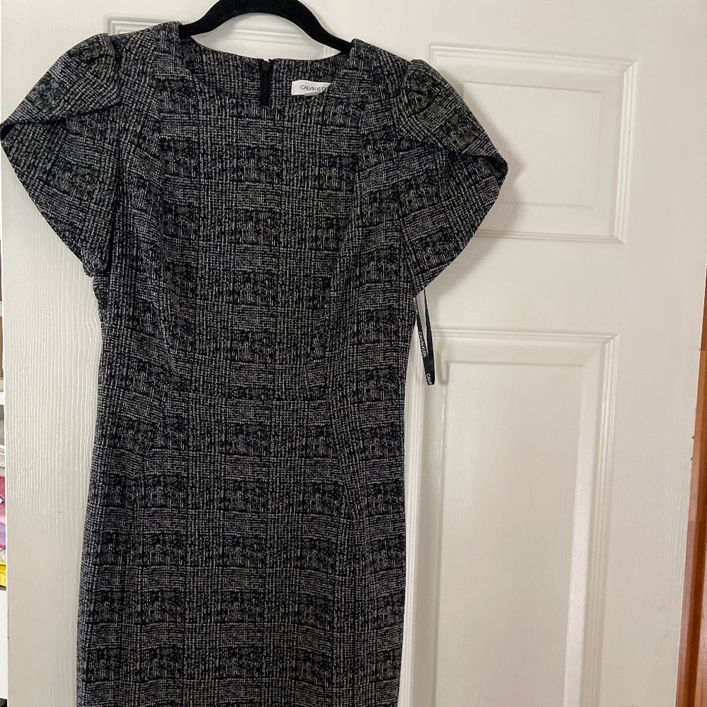 Calvin Klein size 4 sheath dress